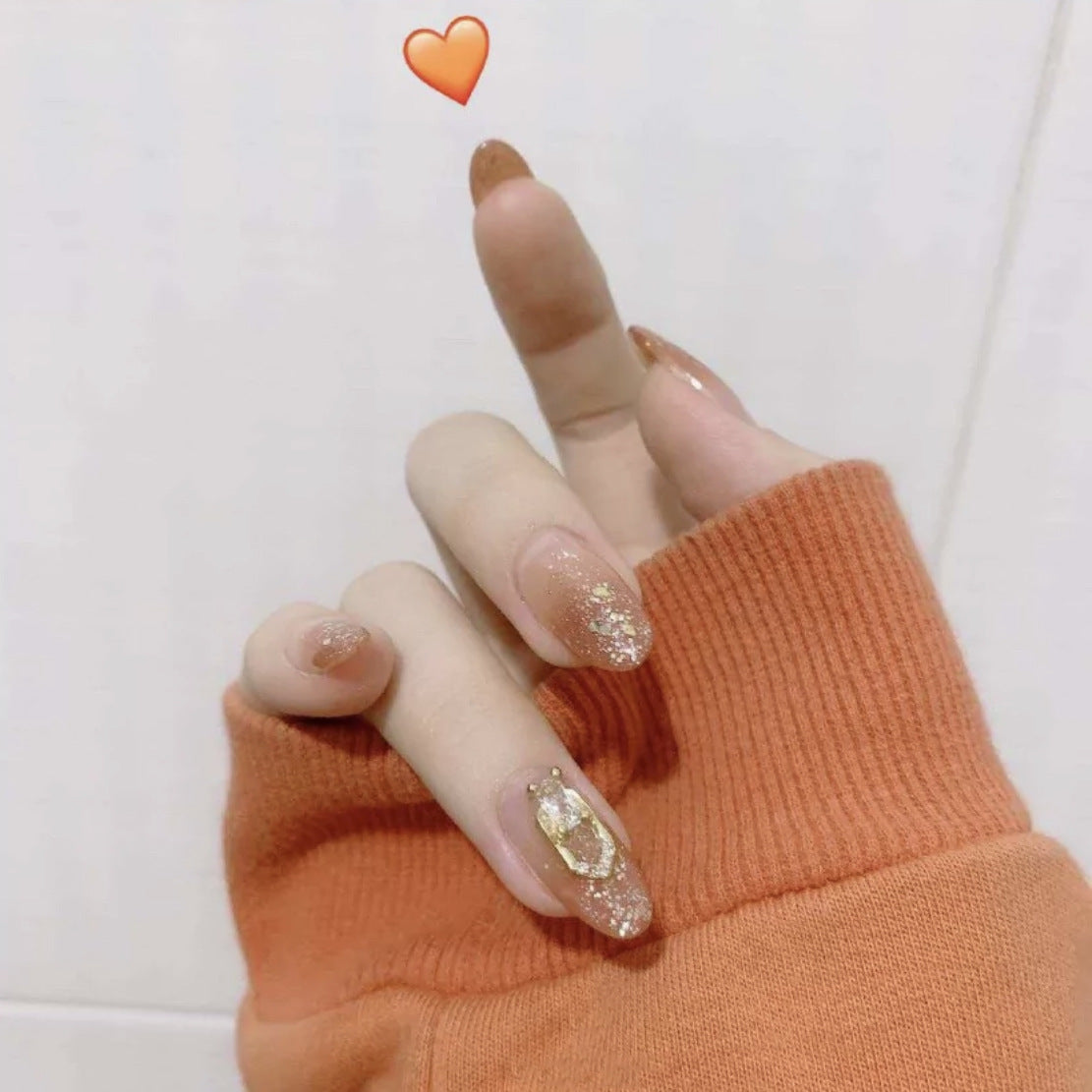 Stunning Eastern Nail Set 10 Pieces