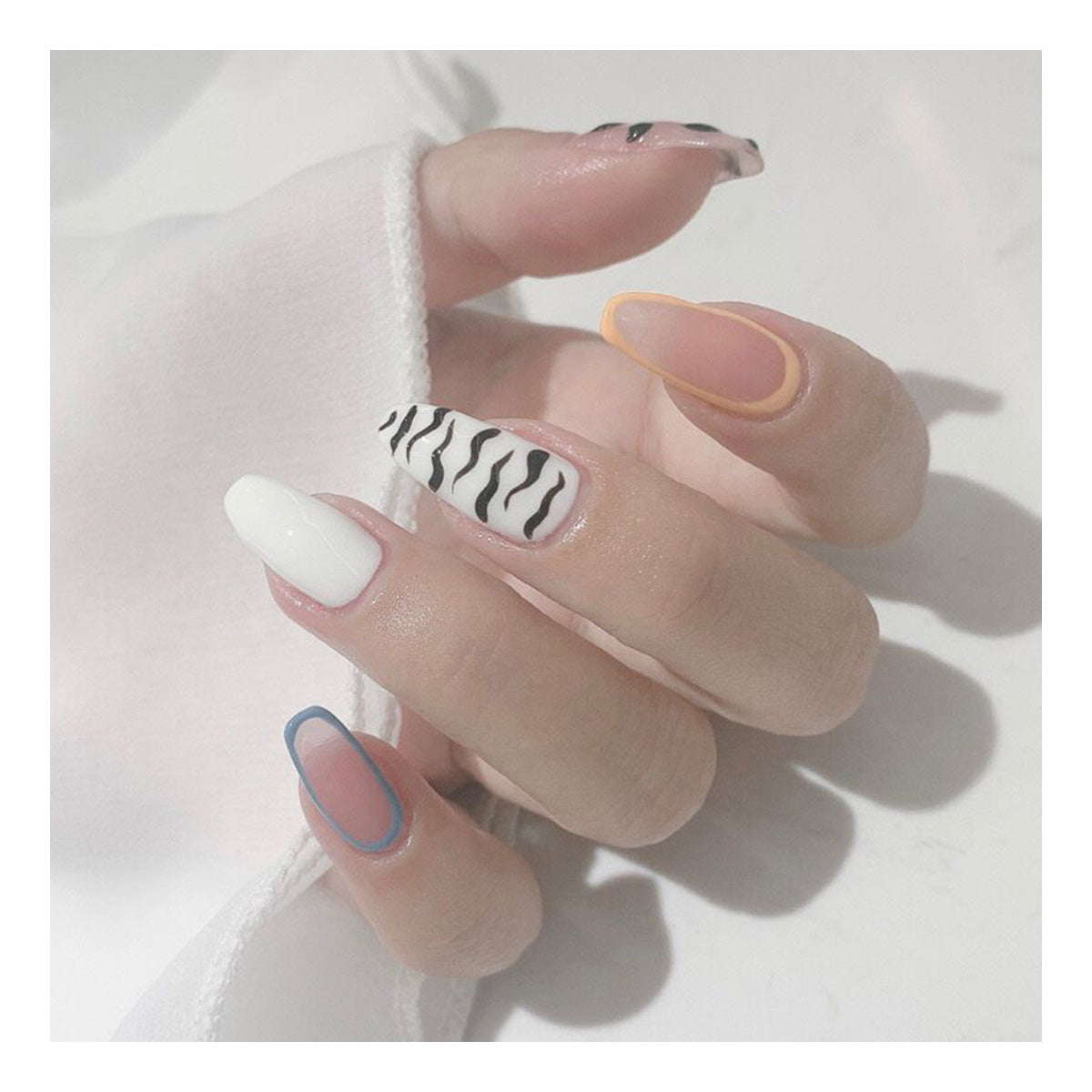 Beautiful Bohemian Nail Set 10 Pieces