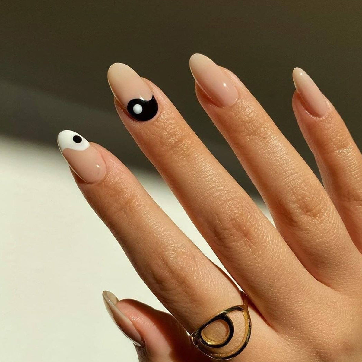 Modern Press-On Nails 10 Pieces