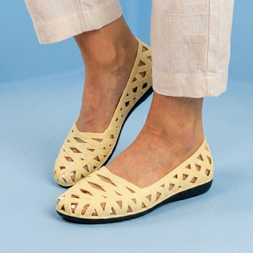Comfortable Orthopedic Flats for Daily Wear