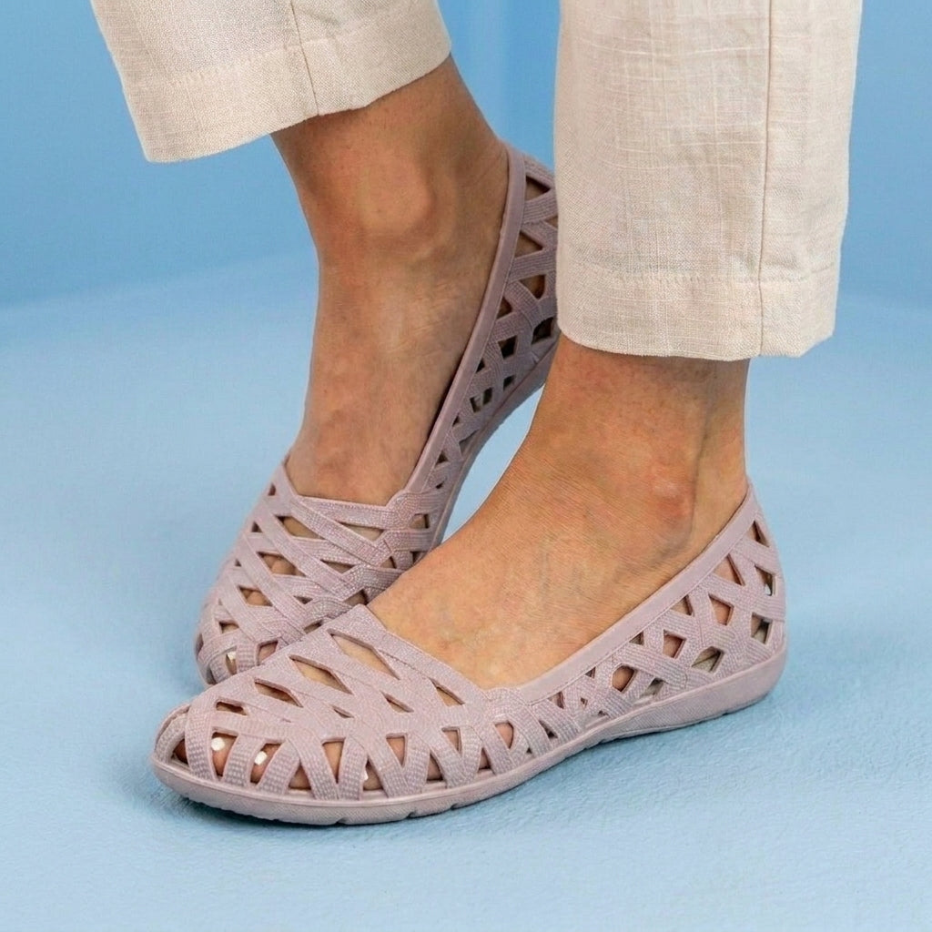 Comfortable Orthopedic Flats for Daily Wear