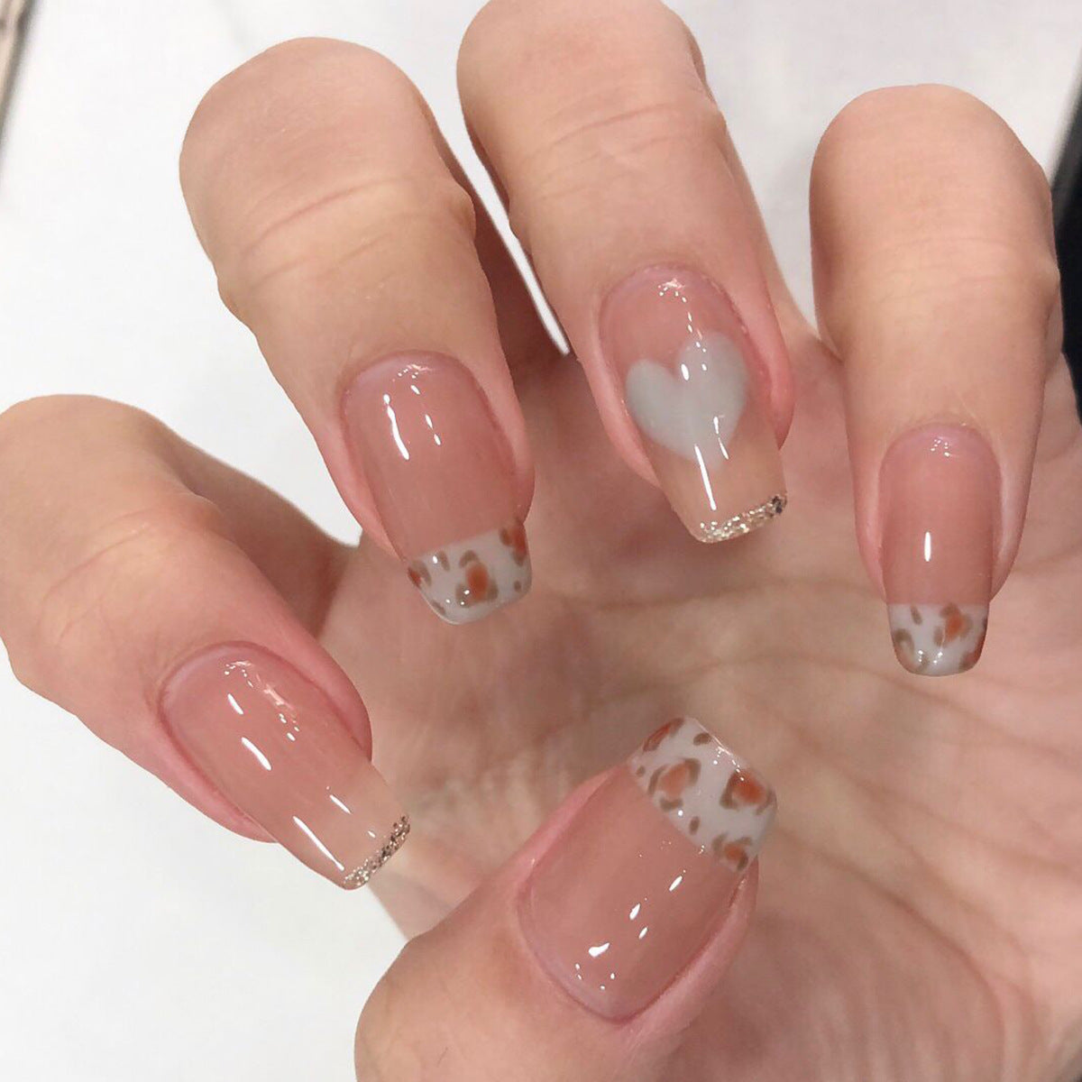 Stunning Elegant Nail Set 10 Pieces