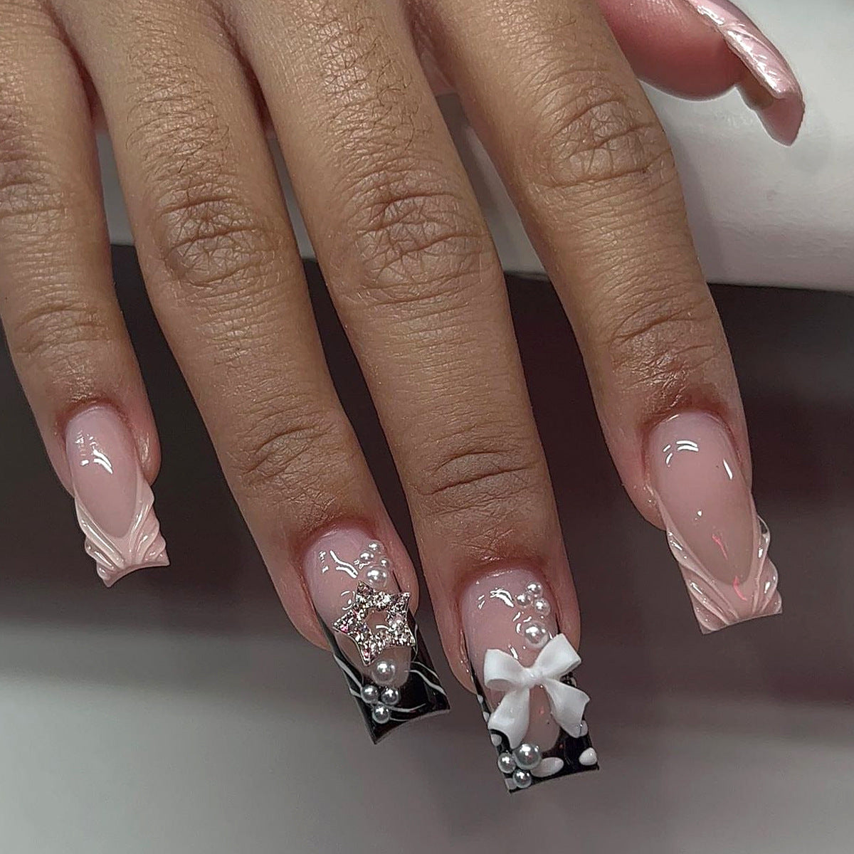 Elegant Nail Set 10 Pieces