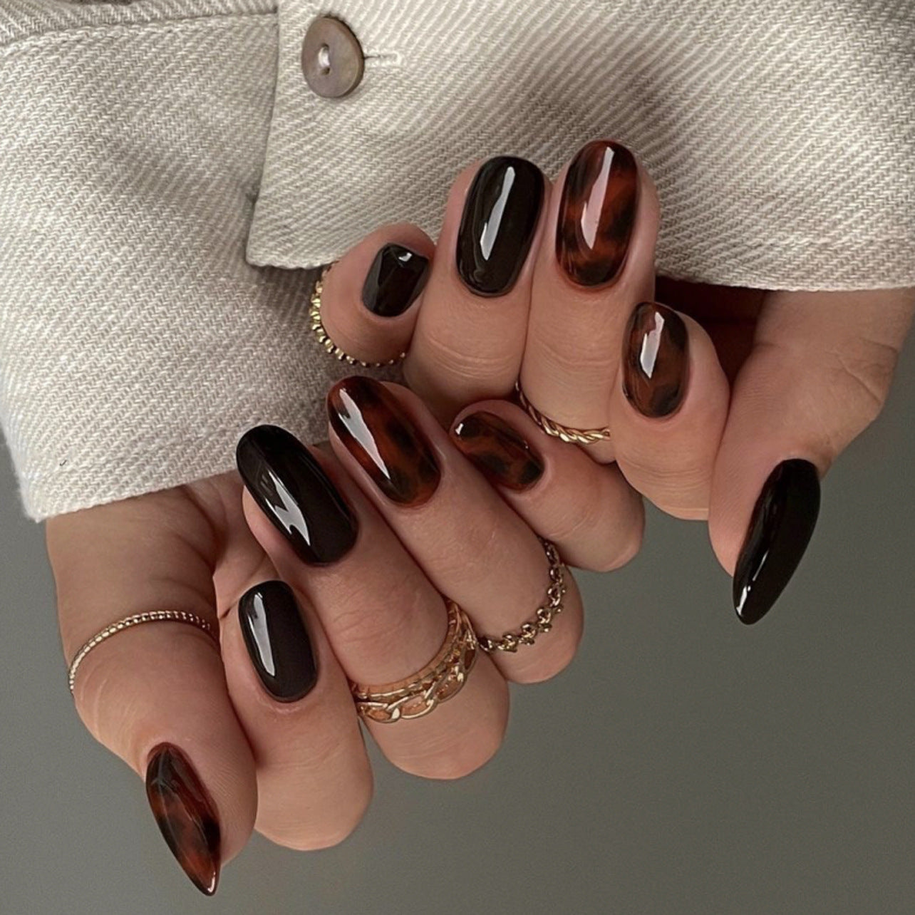 Abstract Press-On Nails 10 Pieces