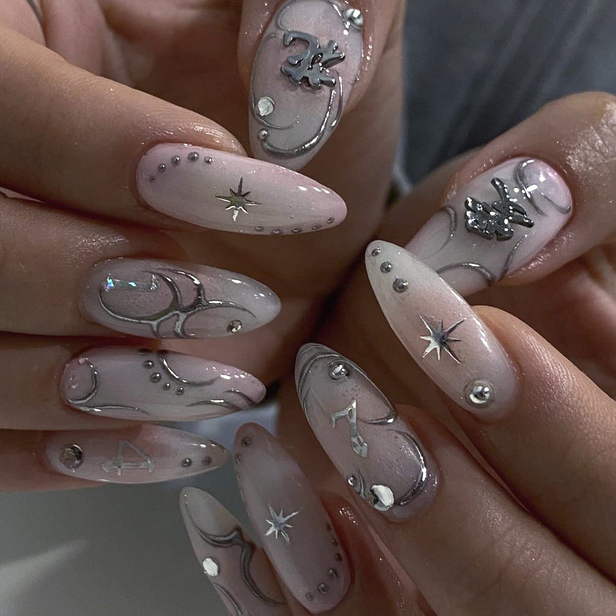 Bridal Press-On Nails 10 Pieces