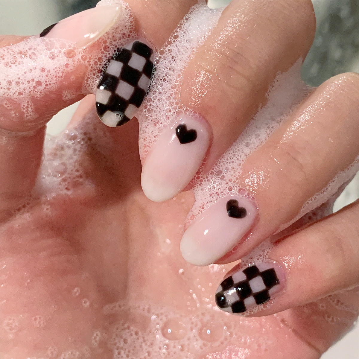 Beautiful Holiday Nail Set 10 Pieces