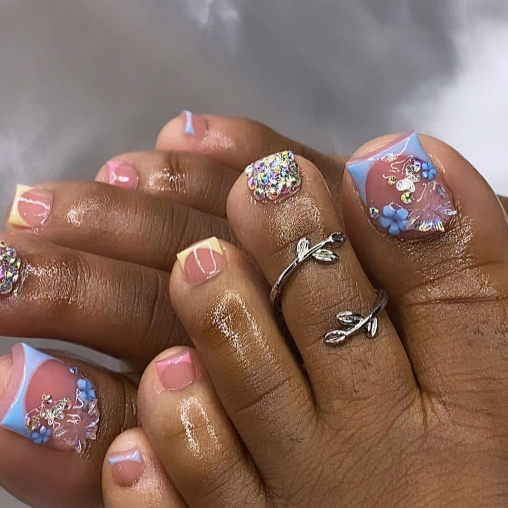 Chic Designer Nail Set 10 Pieces
