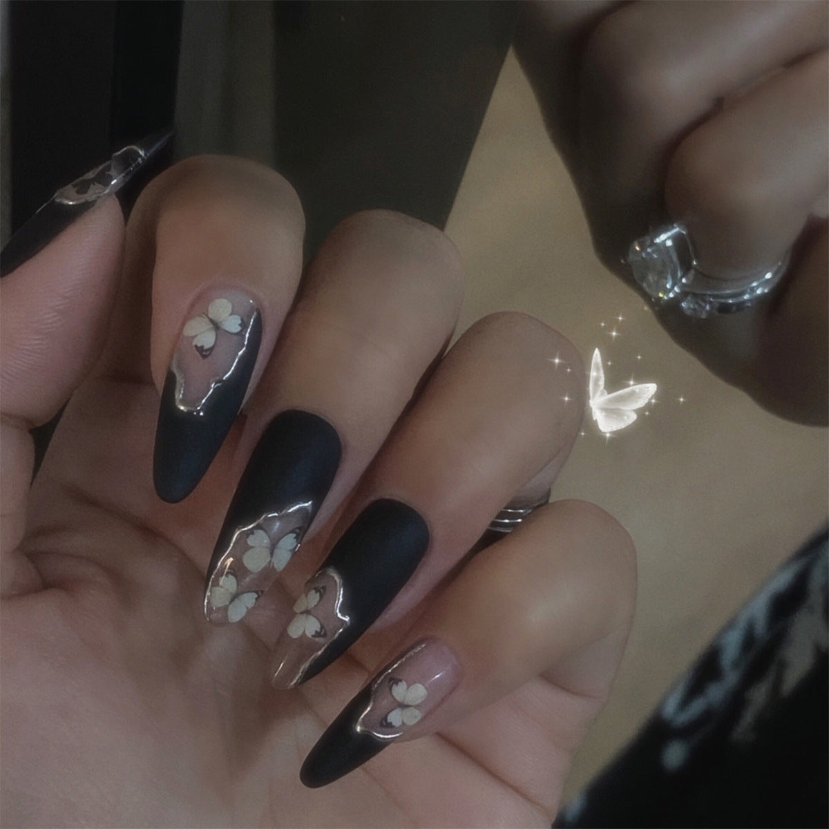 Handcrafted Modern Nail Set 10 Pieces