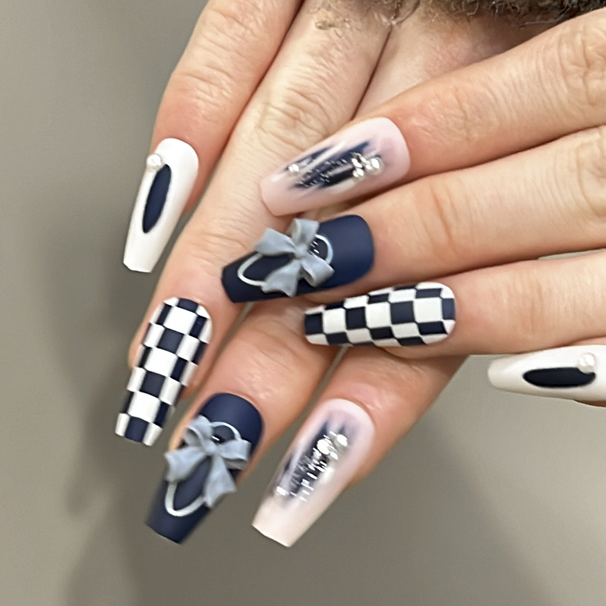 Gothic Designer Nail Set 10 Pieces