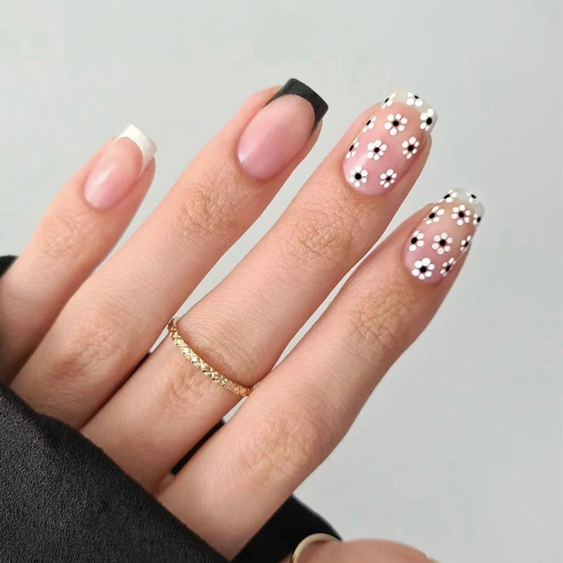 Geometric Designer Nail Set 10 Pieces
