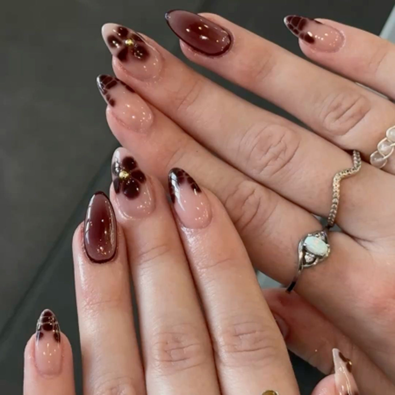 Chic Designer Nail Set 10 Pieces