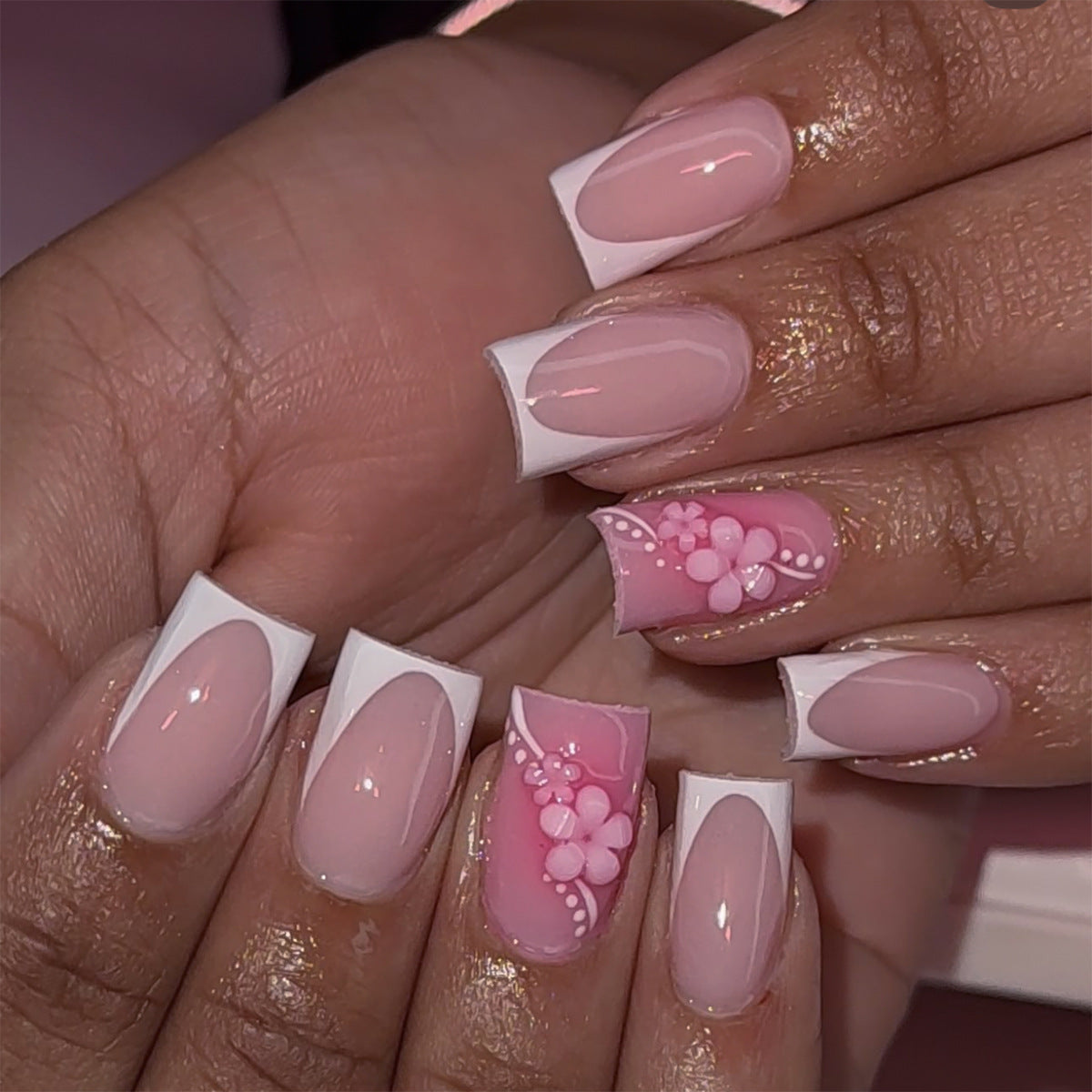 Beautiful Artistic Nail Set 10 Pieces