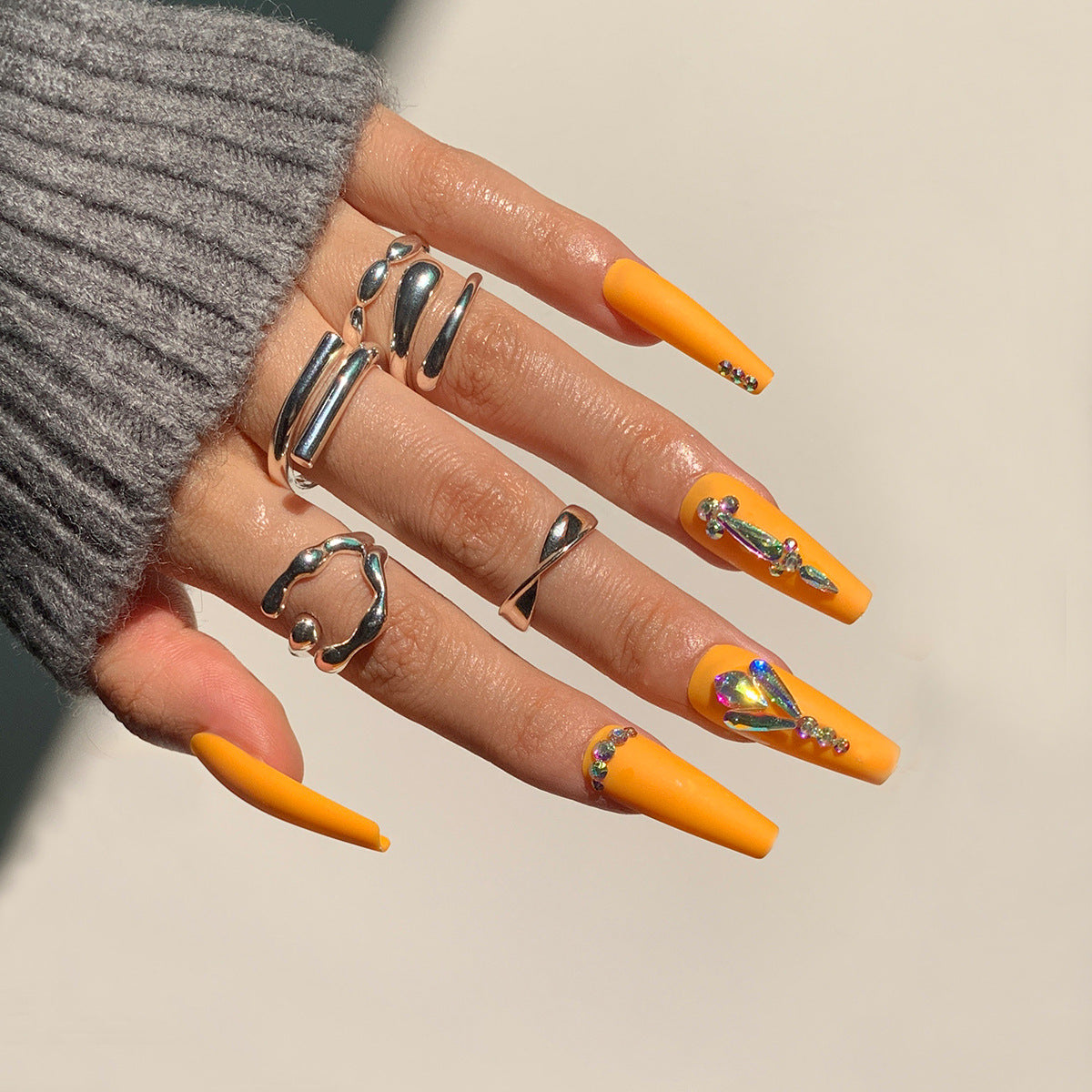 Handcrafted Chic Nail Set 10 Pieces