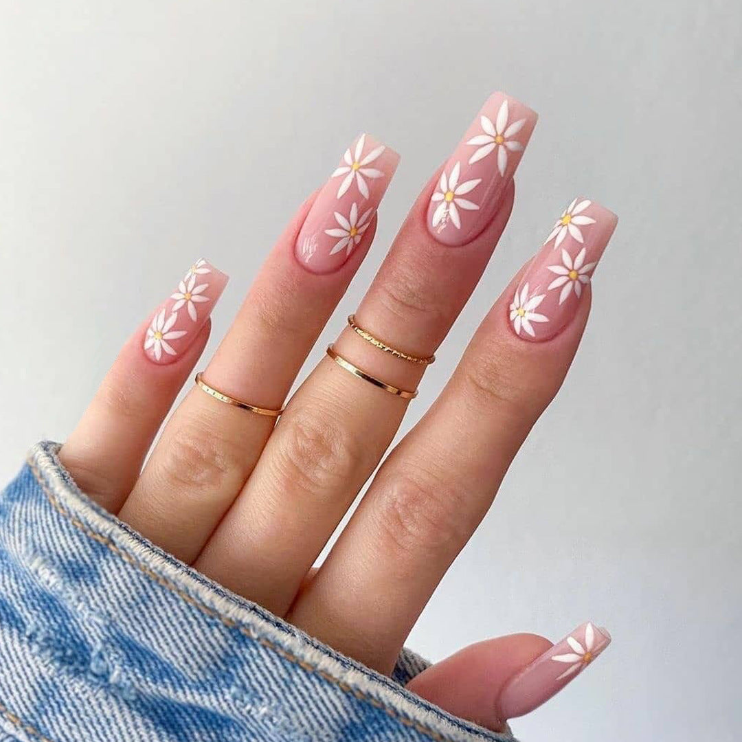 French Press-On Nails 10 Pieces