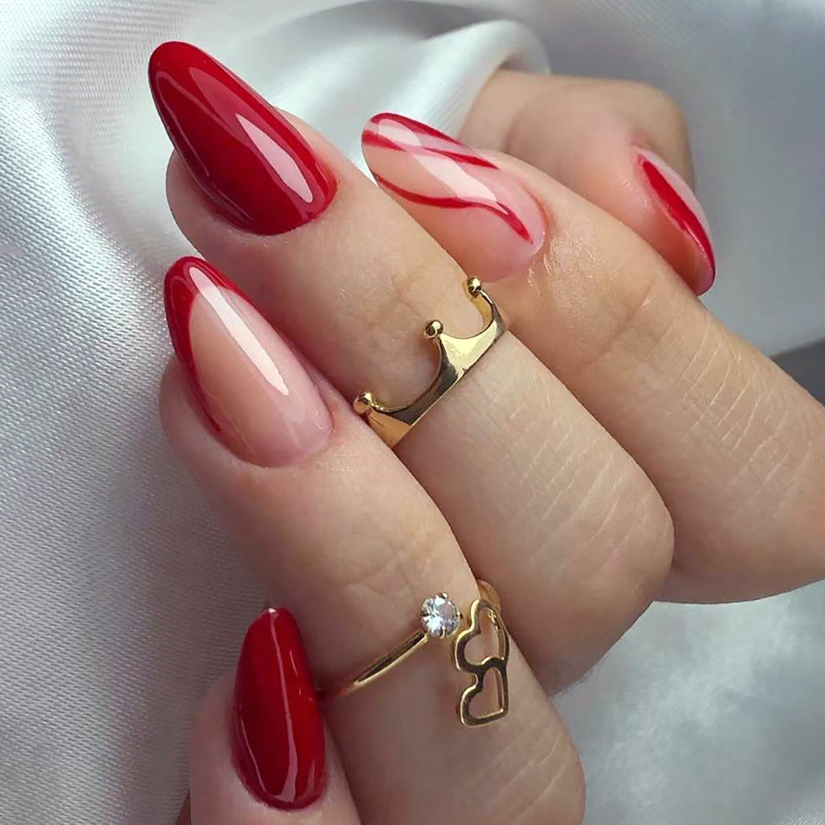 Beautiful Artistic Nail Set 10 Pieces