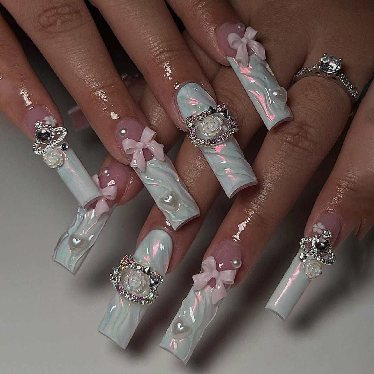 Chic Press-On Nails 10 Pieces