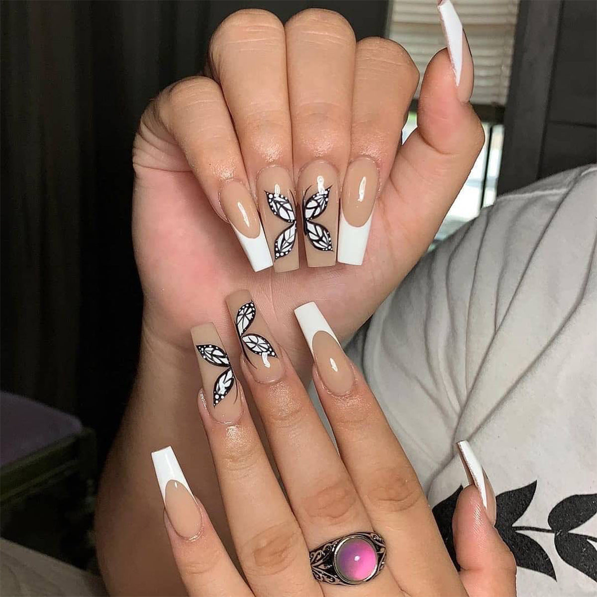 Chic Nail Set 10 Pieces