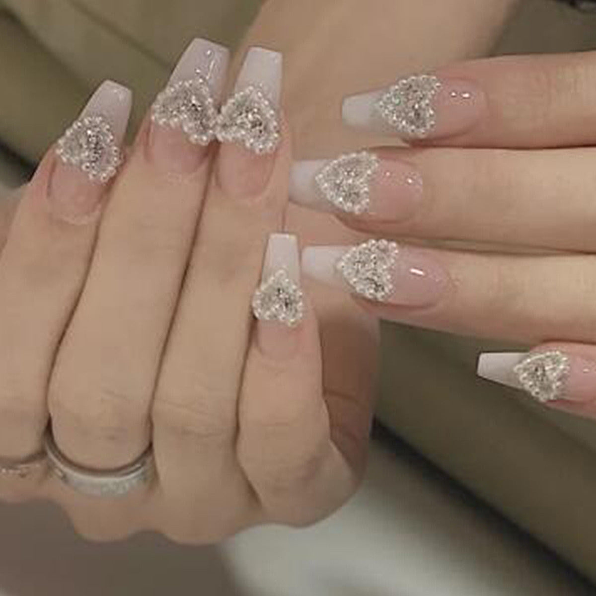 Beautiful Vintage Nail Set 10 Pieces