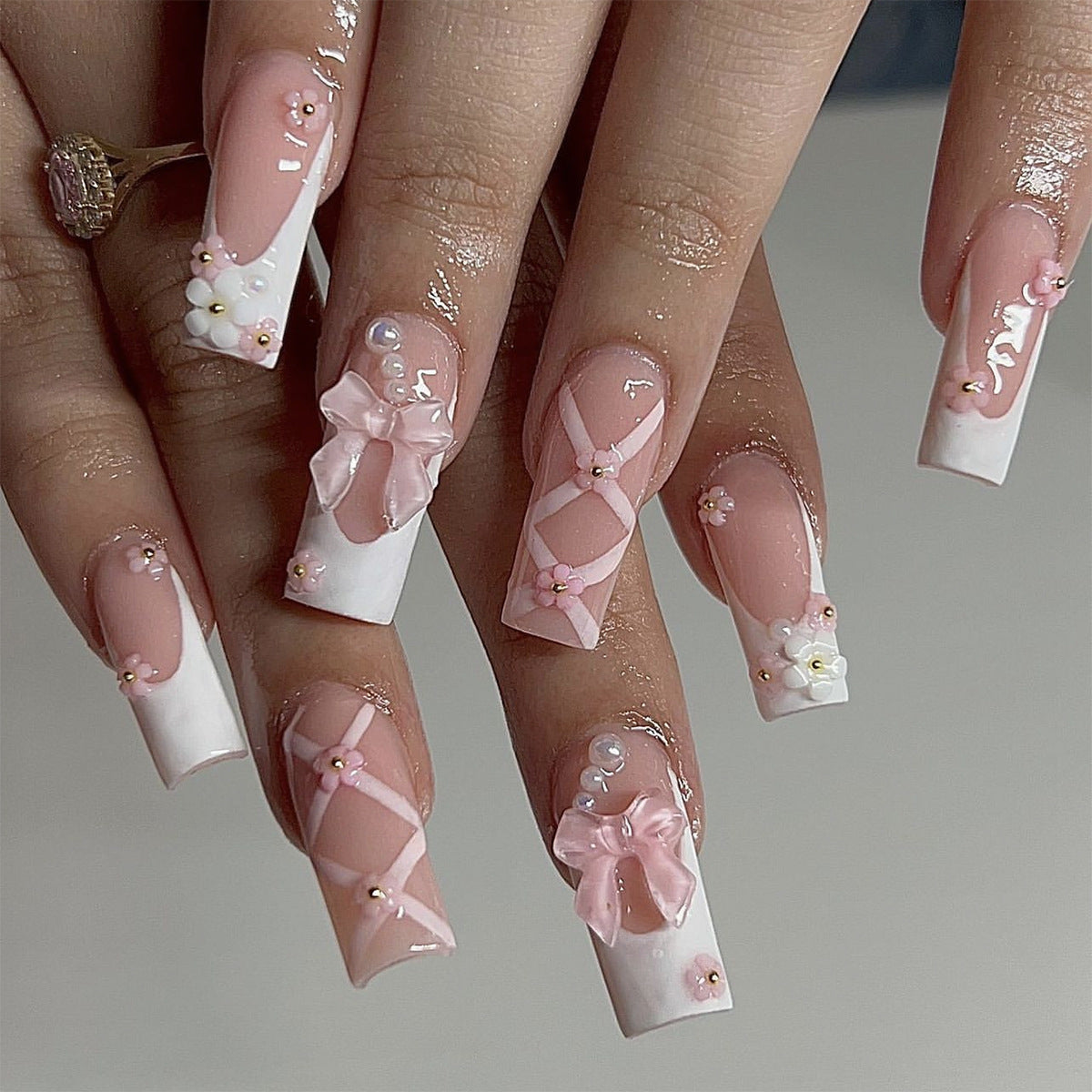 Artistic Nail Set 10 Pieces