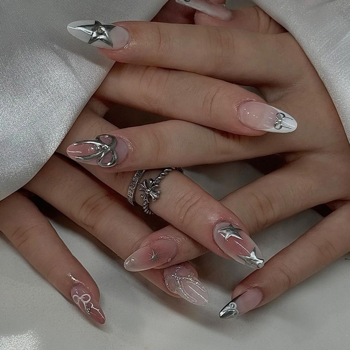 Bridal Press-On Nails 10 Pieces