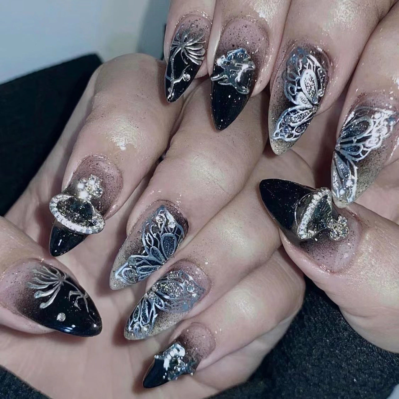 Bold Nail Set 10 Pieces
