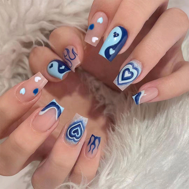 Stunning Abstract Nail Set 10 Pieces