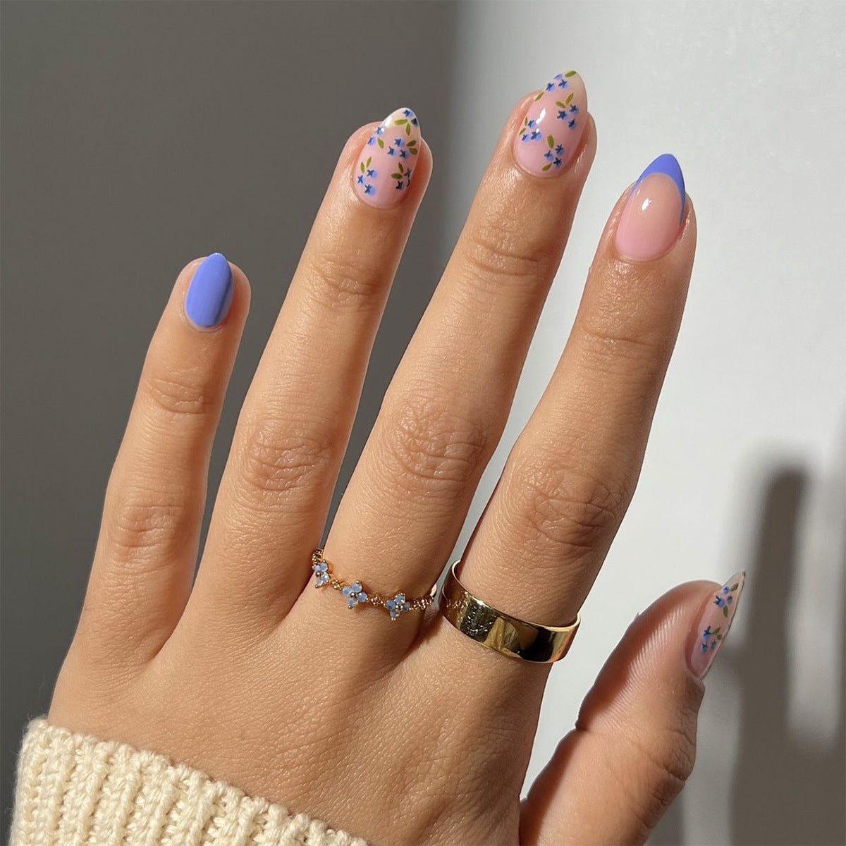 Festive Nail Set 10 Pieces