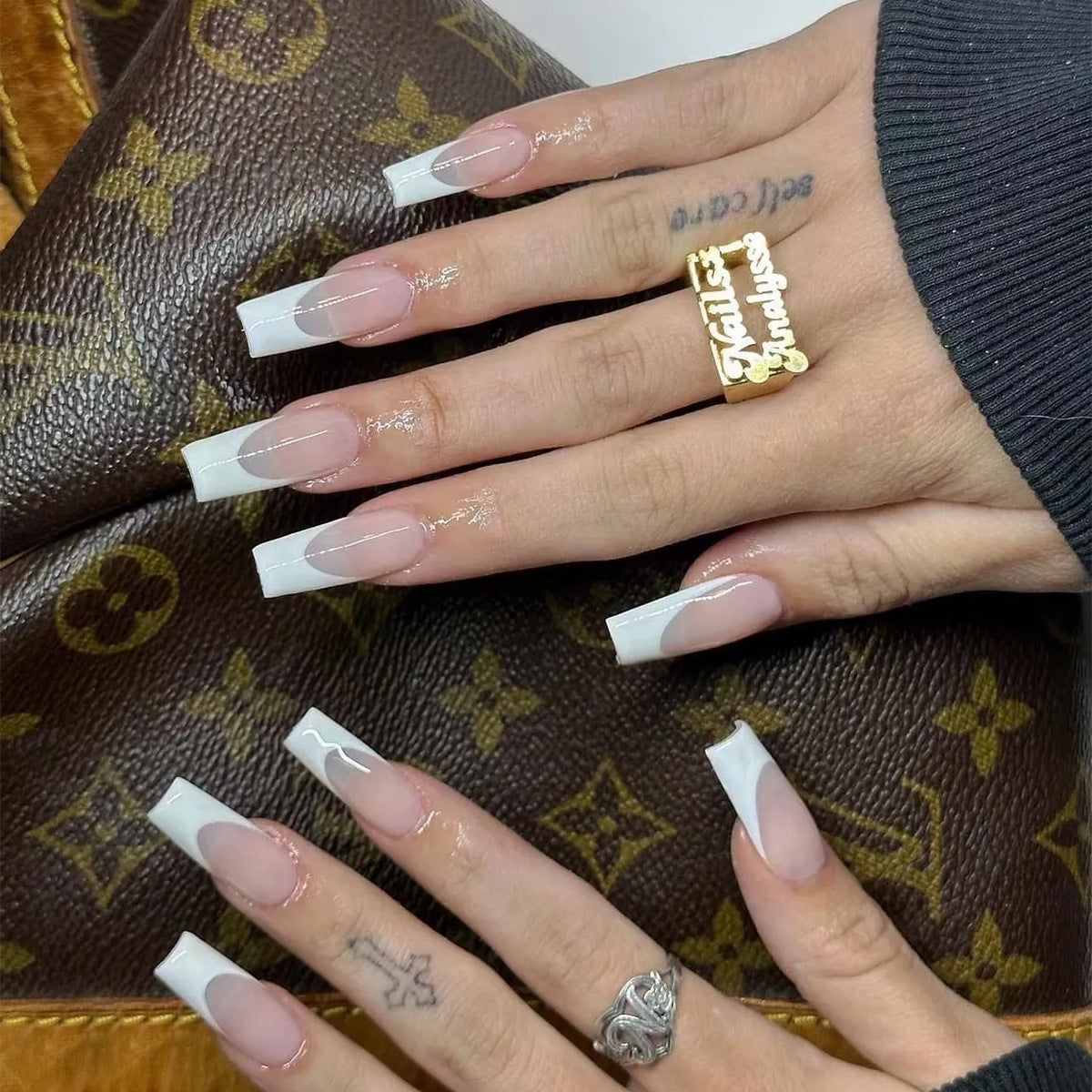 Handcrafted Winter Nail Set 10 Pieces
