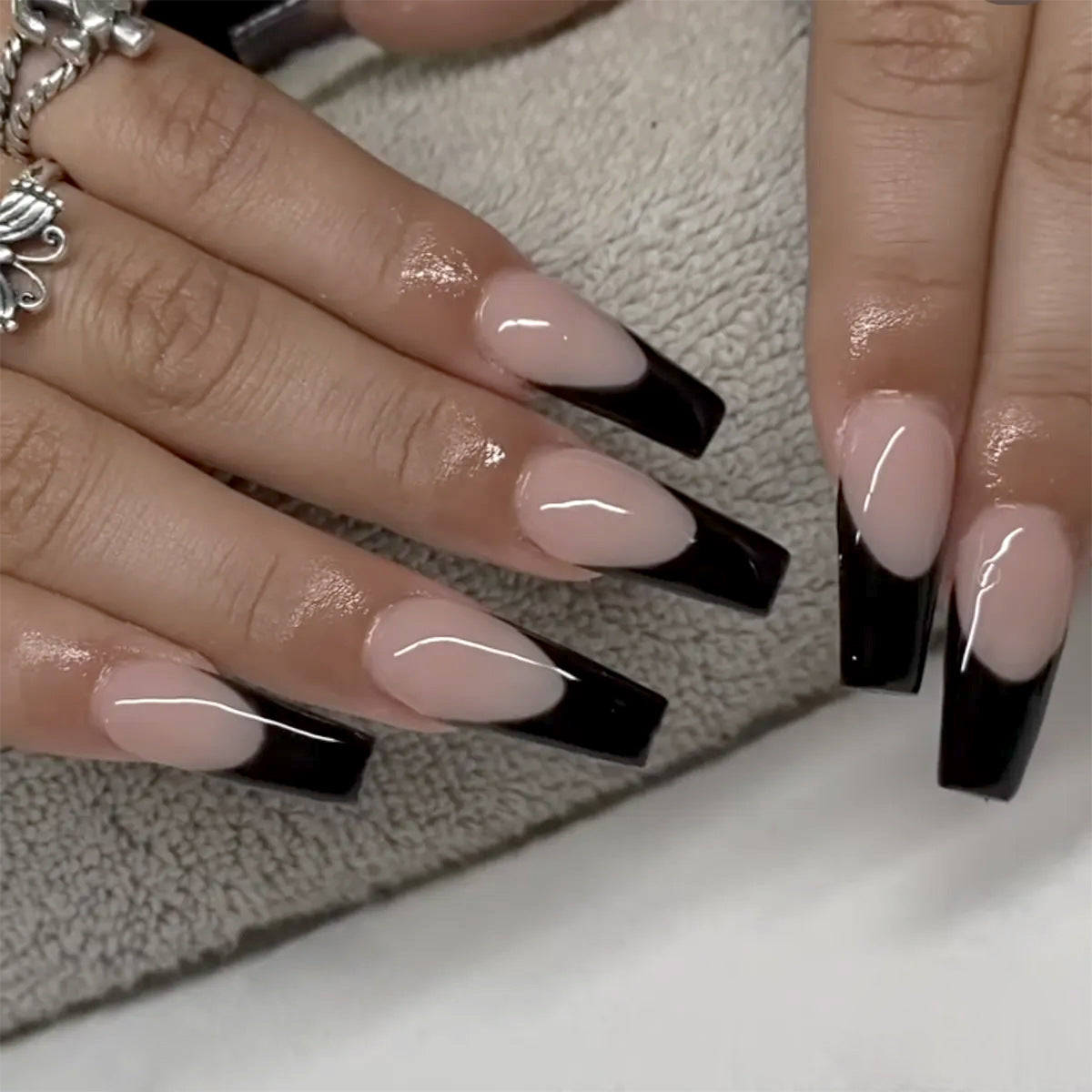 Gothic Designer Nail Set 10 Pieces