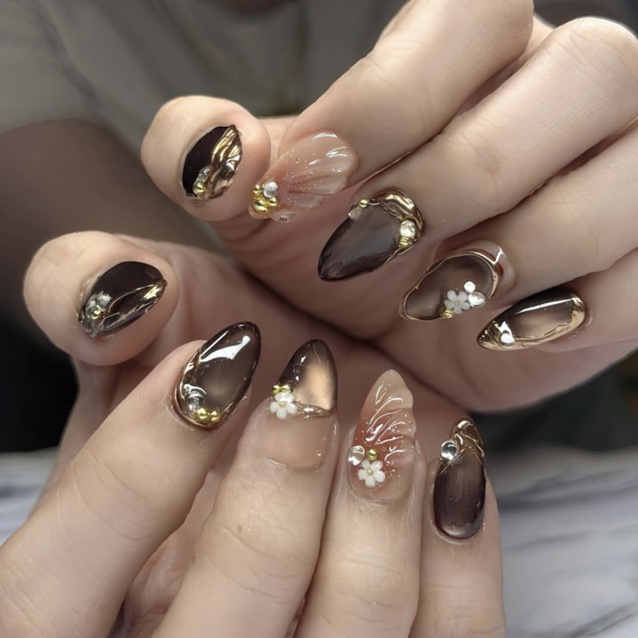 Sparkle Press-On Nails 10 Pieces