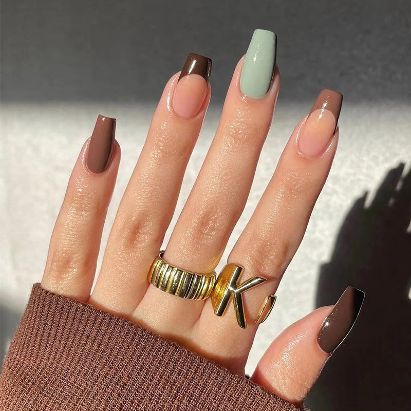 Stunning Elegant Nail Set 10 Pieces