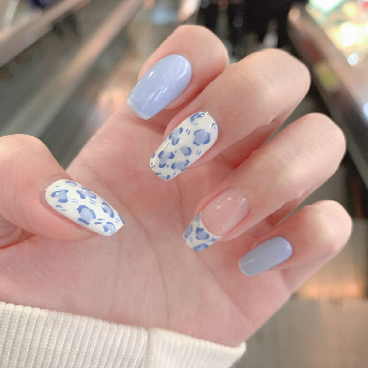 Valentine Press-On Nails 10 Pieces