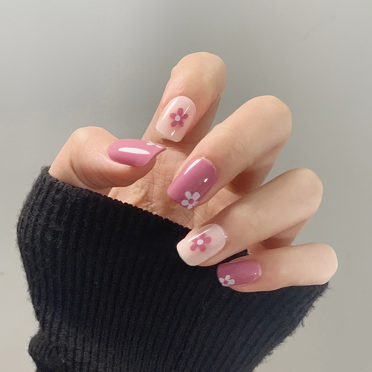 Winter Designer Nail Set 10 Pieces