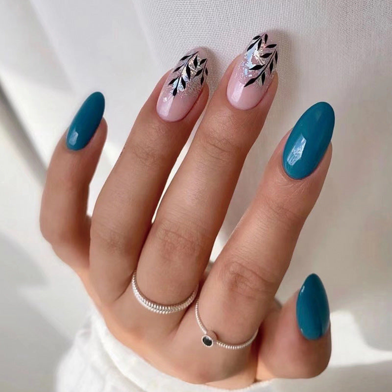 Stunning Elegant Nail Set 10 Pieces