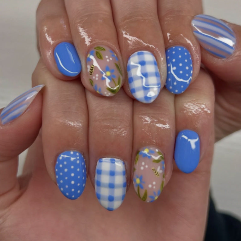 Chic Press-On Nails 10 Pieces