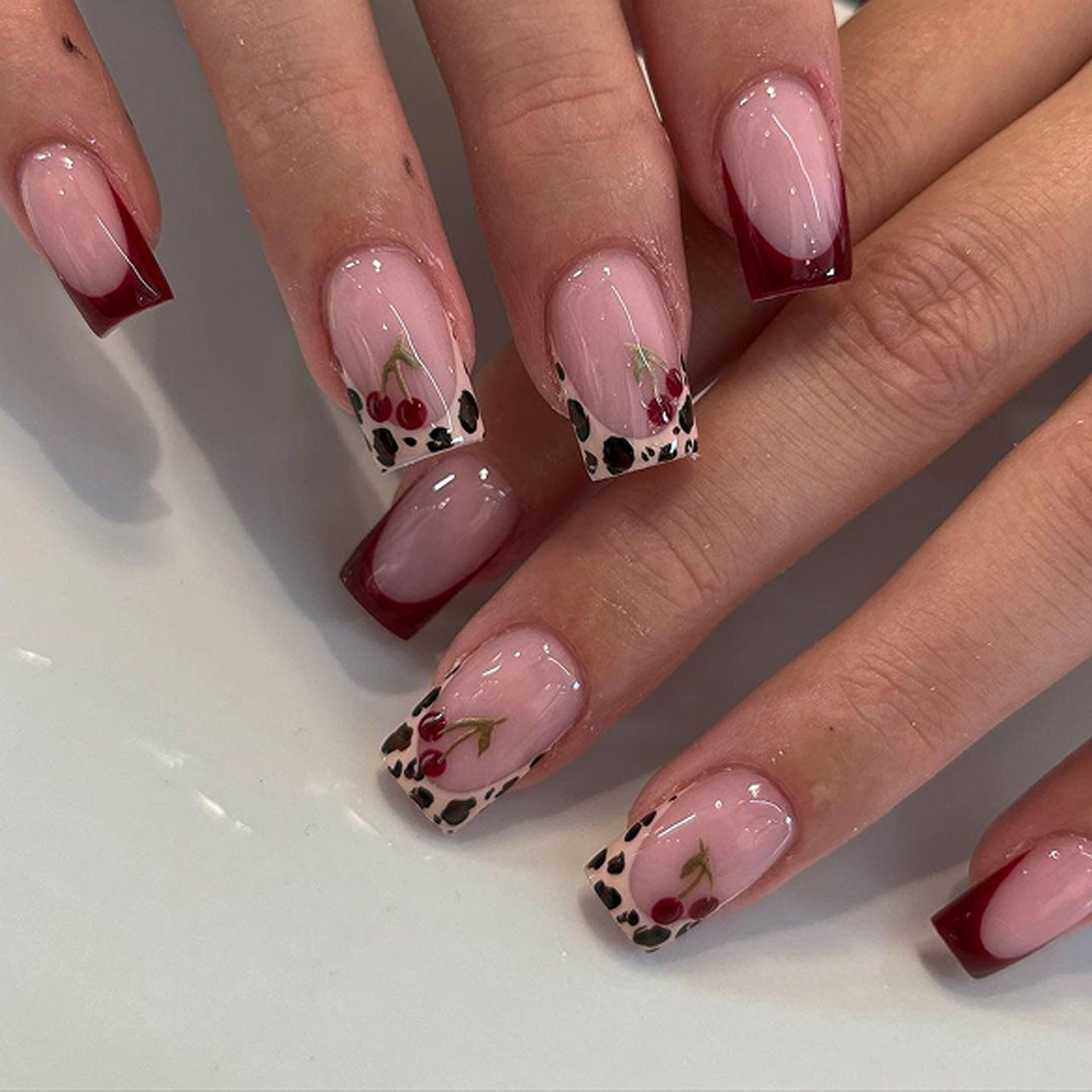 Elegant Nail Set 10 Pieces