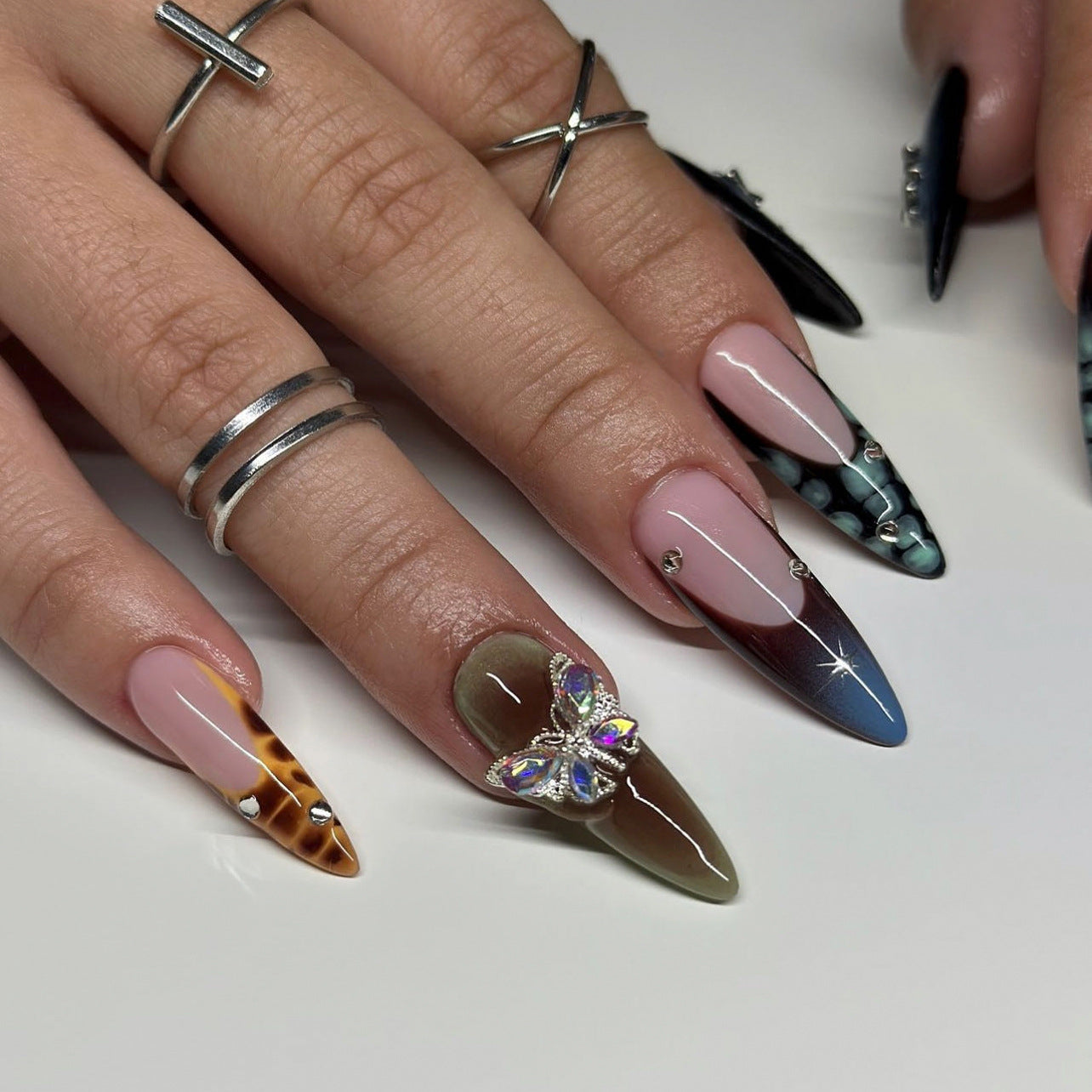 Handcrafted Crystal Nail Set 10 Pieces