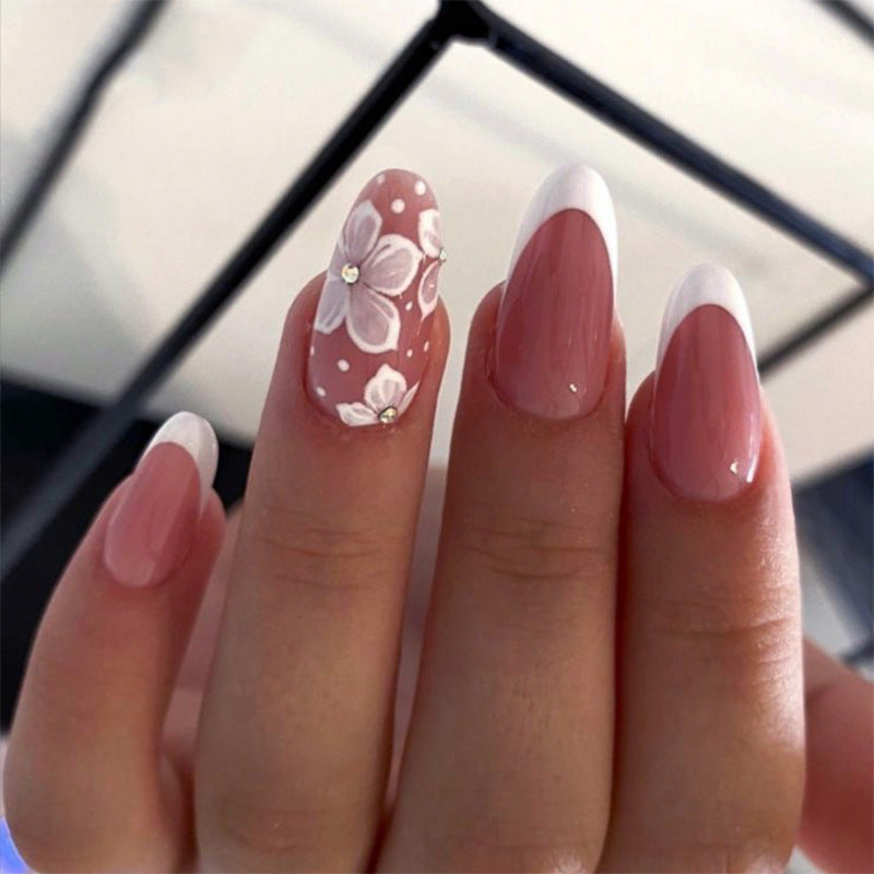 Luxury Press-On Nails 10 Pieces