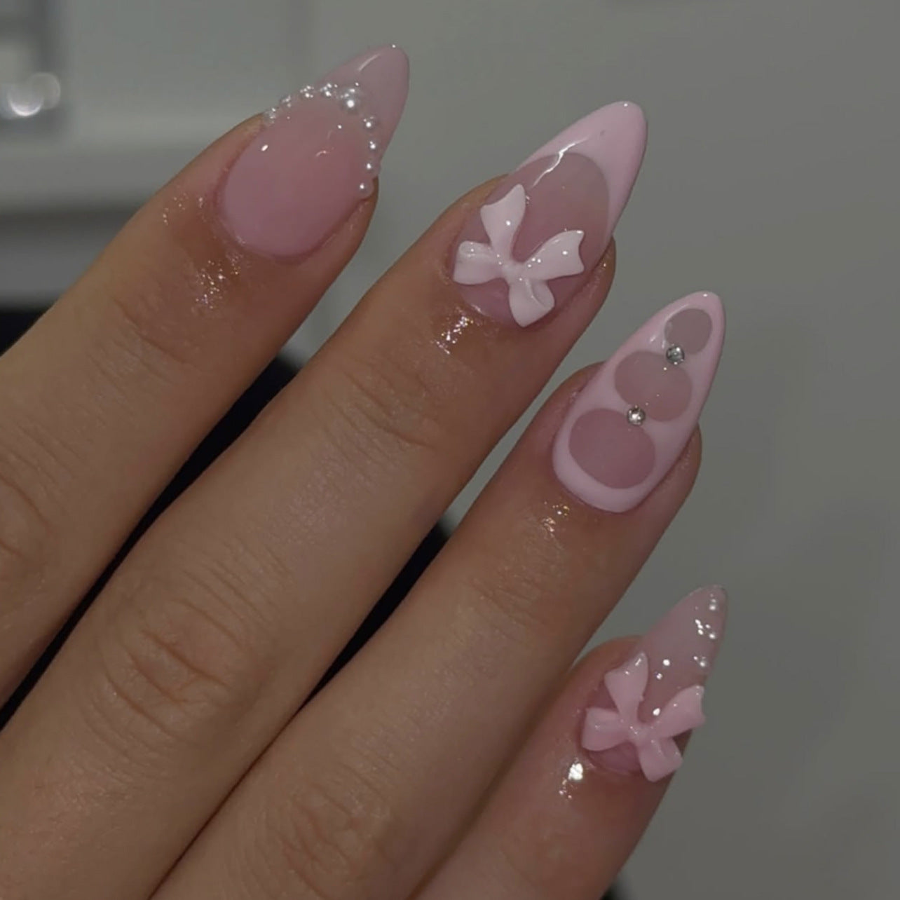 Beautiful Festive Nail Set 10 Pieces