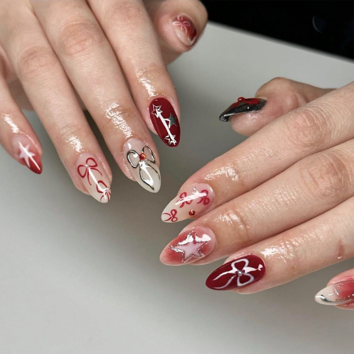 Stunning Winter Nail Set 10 Pieces