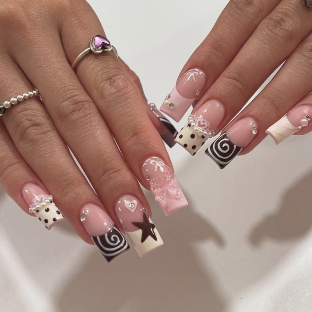 Stunning Holiday Nail Set 10 Pieces
