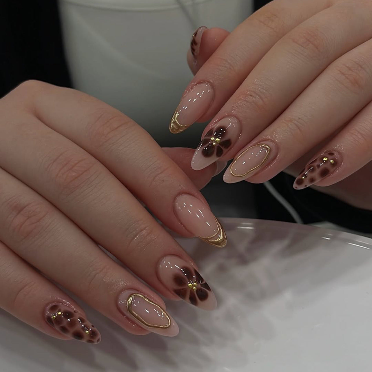 Beautiful Sparkle Nail Set 10 Pieces