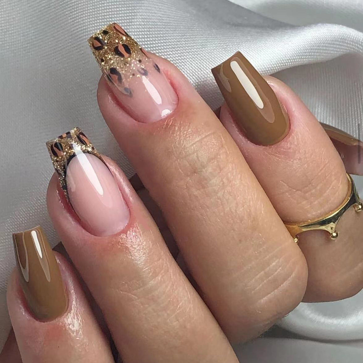 Vintage Designer Nail Set 10 Pieces