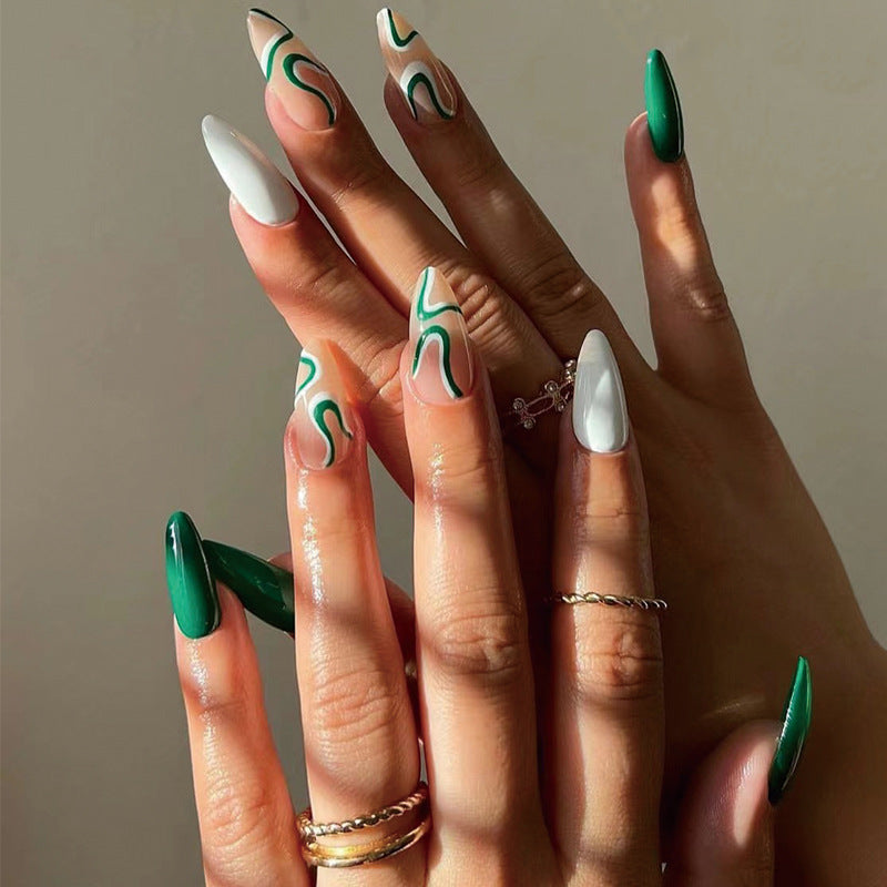 Beautiful Minimalist Nail Set 10 Pieces