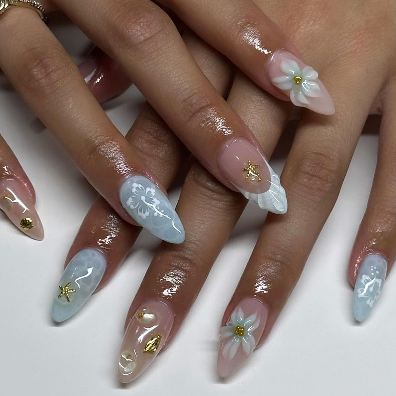 Stunning Vintage Nail Set 10 Pieces