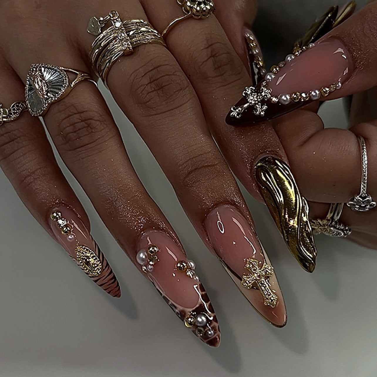 Stunning Crystal Nail Set 10 Pieces