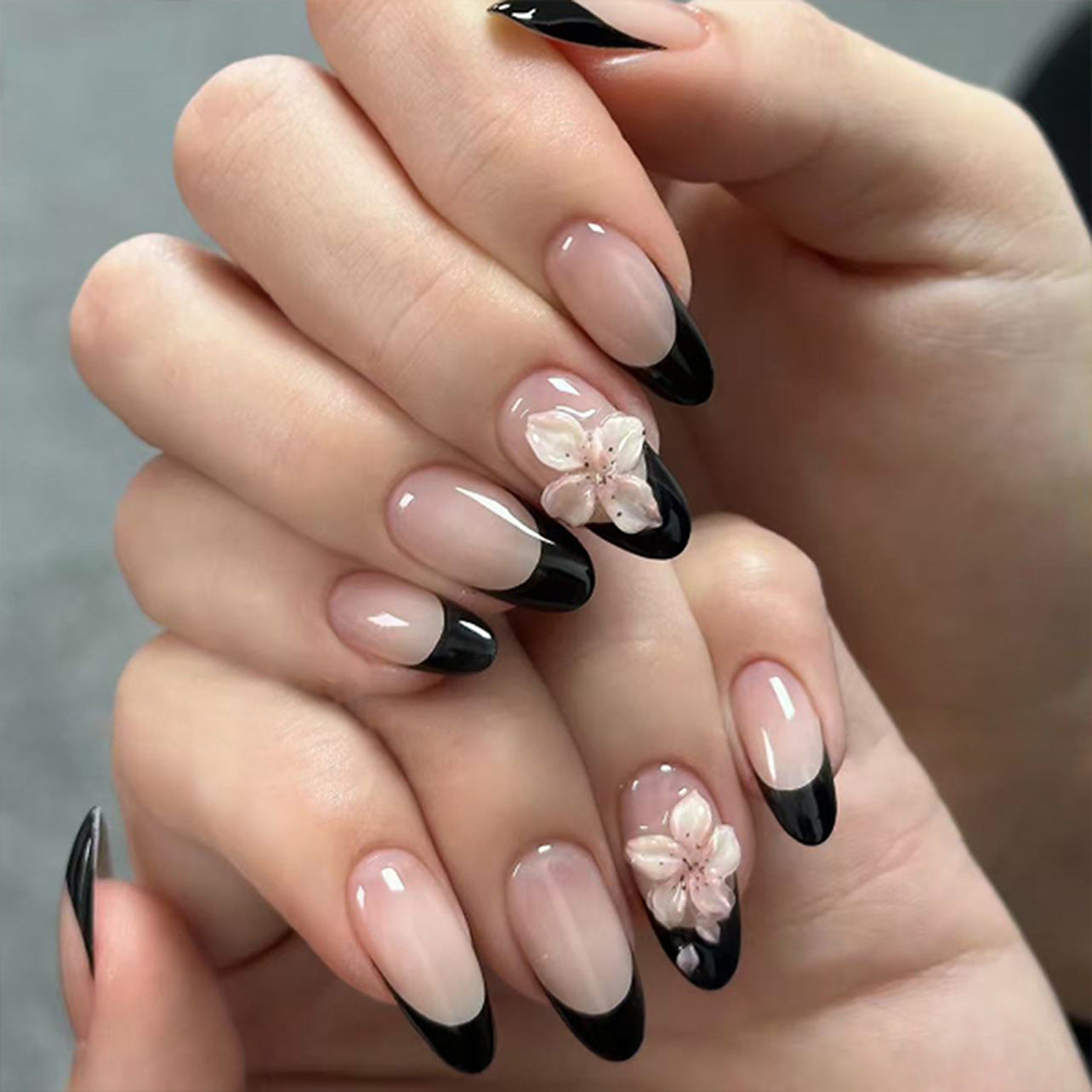 Handcrafted Floral Nail Set 10 Pieces