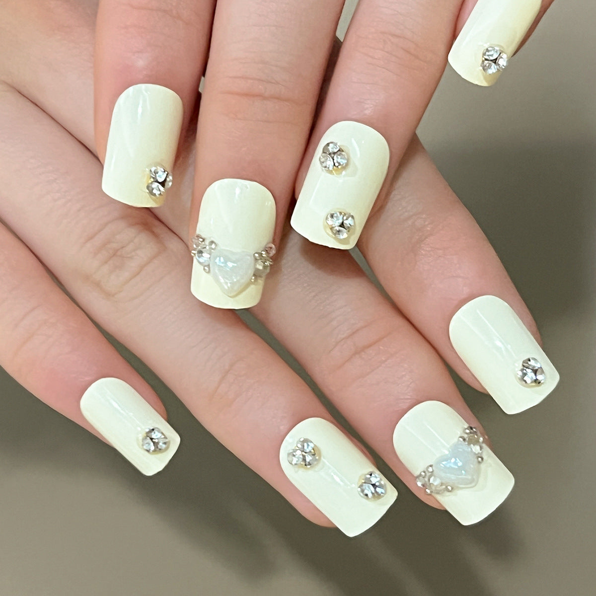 Handcrafted Sparkle Nail Set 10 Pieces