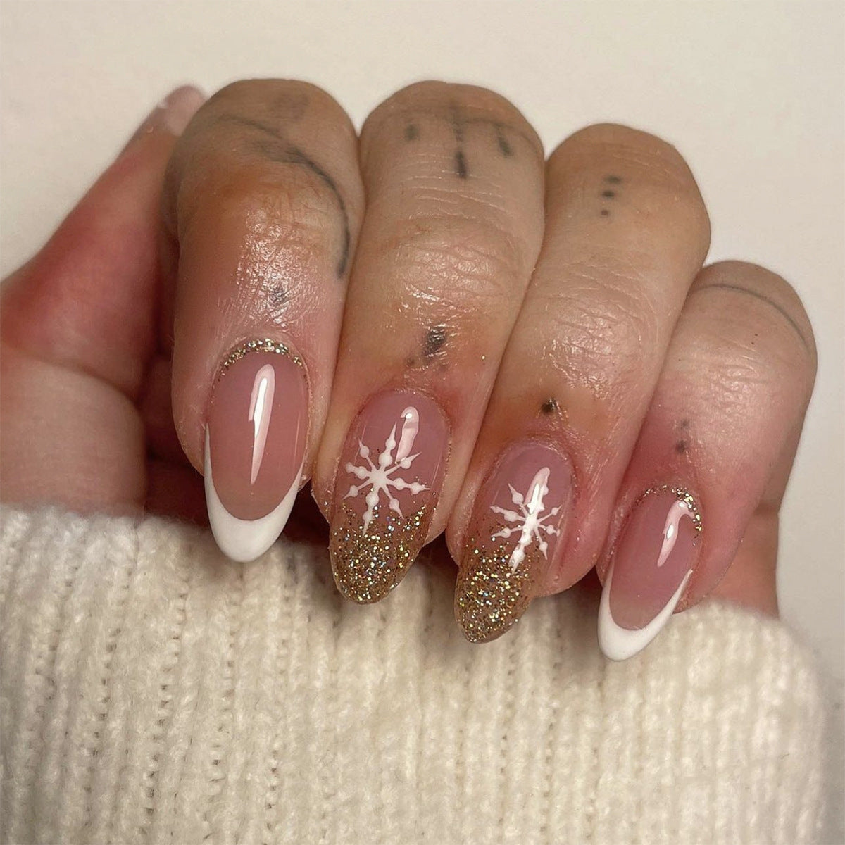 Classic Press-On Nails 10 Pieces