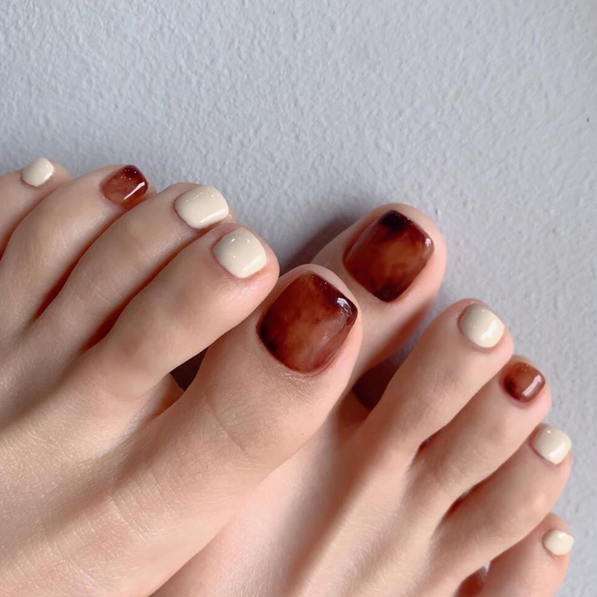 Beautiful Bridal Nail Set 10 Pieces